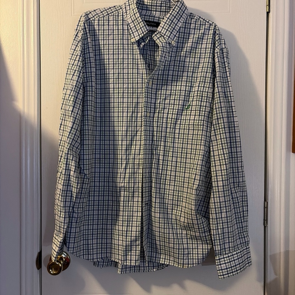 Nautica Button Down Mens Blue/Green Plaid Shirt, Size XL